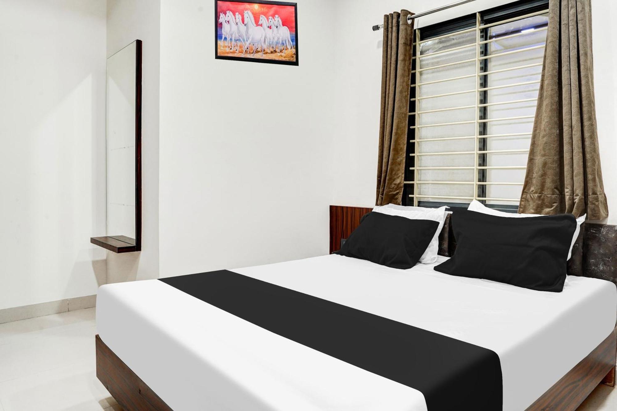 Hotel O Rudra Palace Bhopal Buitenkant foto