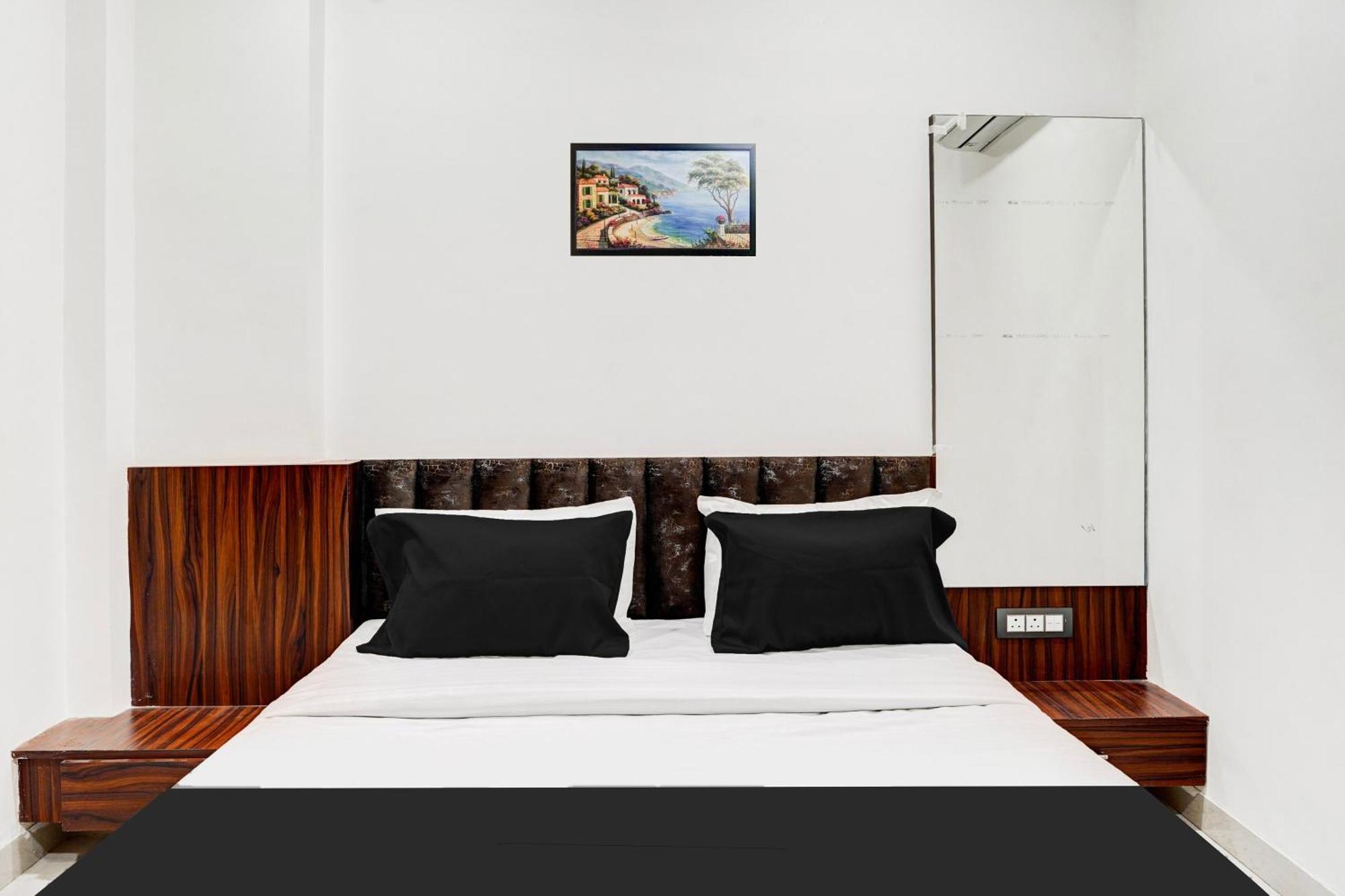 Hotel O Rudra Palace Bhopal Buitenkant foto