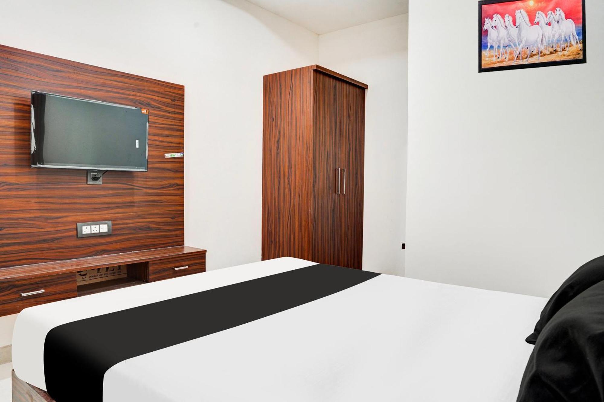 Hotel O Rudra Palace Bhopal Buitenkant foto